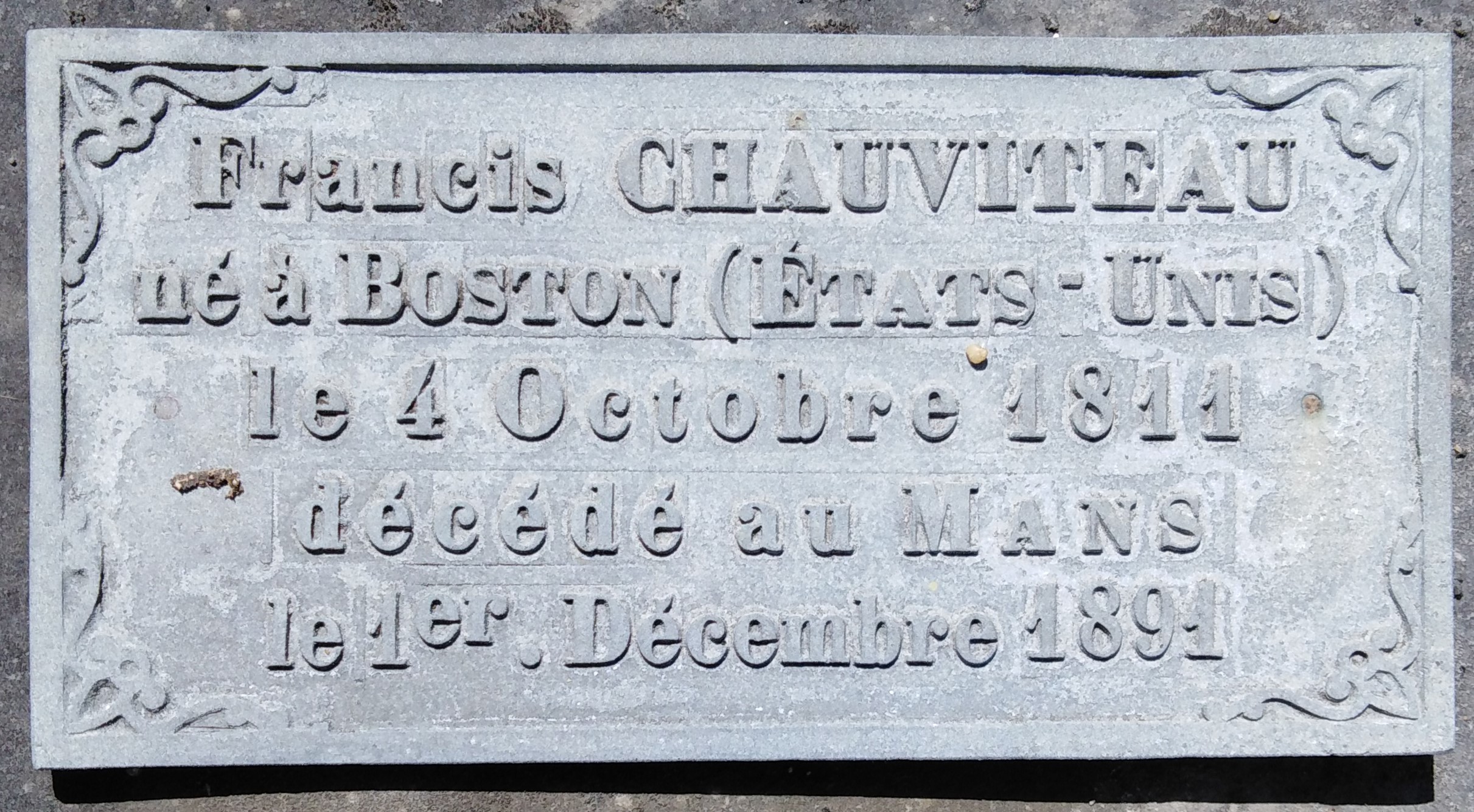 Plaque_Francis_Chauviteau.jpg